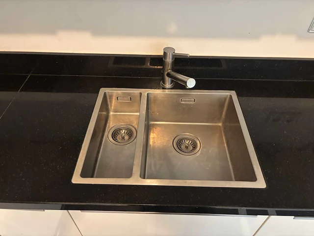 Keuken met bosch / siemens apparatuur - afbeelding 14 van  25