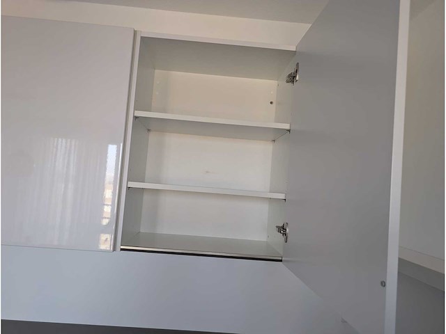 Keuken met bosch/miele apparatuur - afbeelding 6 van  25