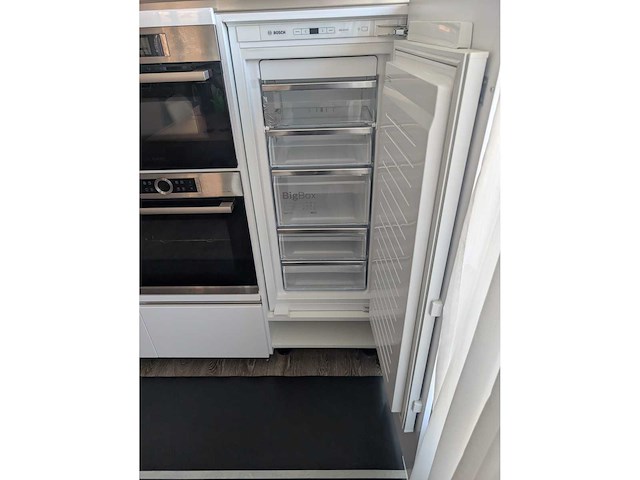 Keuken met bosch/miele apparatuur - afbeelding 21 van  25