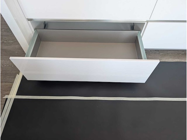 Keuken met bosch/miele apparatuur - afbeelding 24 van  25