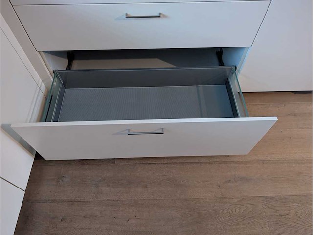 Keuken met bosch/siemens apparatuur - afbeelding 7 van  29