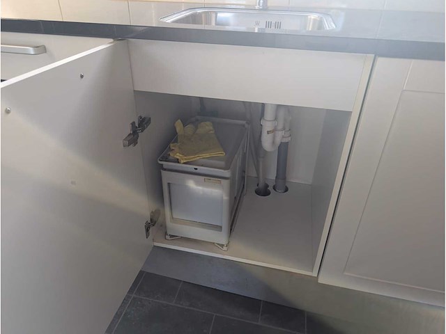 Keuken met bosch/whirlpool apparatuur - afbeelding 5 van  34