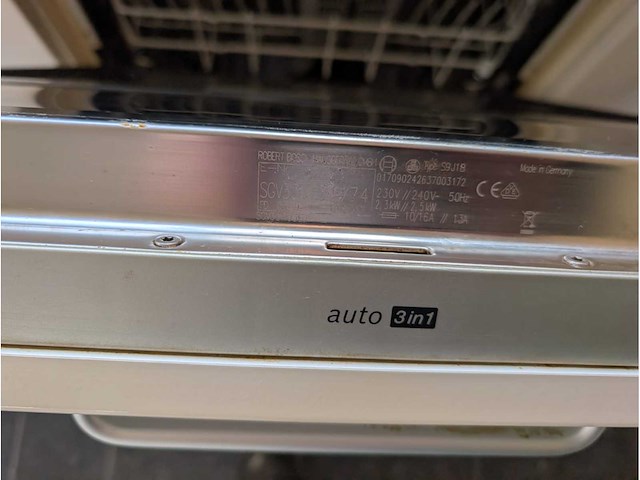 Keuken met bosch/whirlpool apparatuur - afbeelding 9 van  34