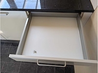 Keuken met bosch/whirlpool apparatuur - afbeelding 14 van  34