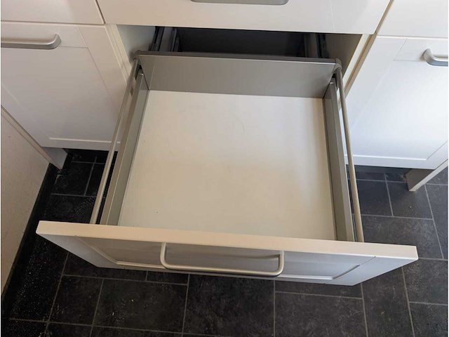 Keuken met bosch/whirlpool apparatuur - afbeelding 20 van  34