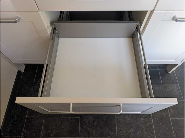 Keuken met bosch/whirlpool apparatuur - afbeelding 28 van  34