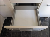 Keuken met bosch/whirlpool apparatuur - afbeelding 28 van  34