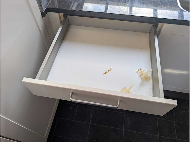 Keuken met bosch/whirlpool apparatuur - afbeelding 33 van  34