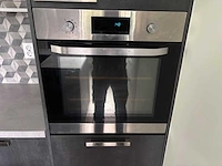 Keuken met eiland en apparatuur - afbeelding 33 van  37
