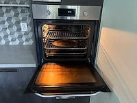 Keuken met eiland en apparatuur - afbeelding 25 van  37