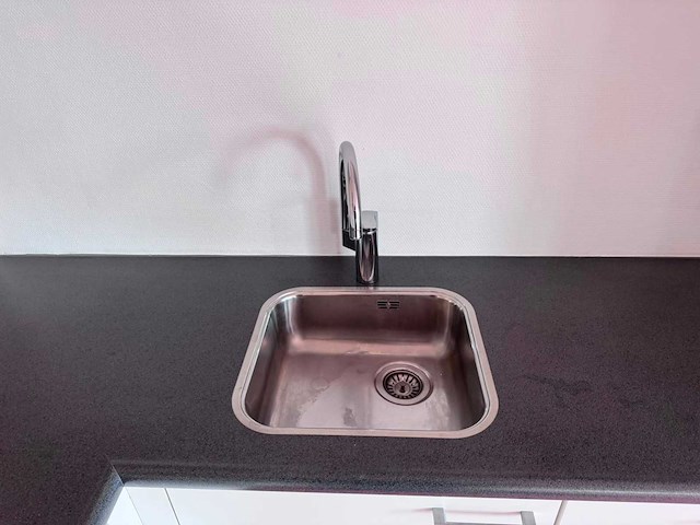 Keuken met etna apparatuur - afbeelding 4 van  20