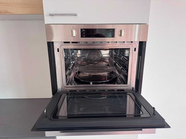 Keuken met etna apparatuur - afbeelding 5 van  20