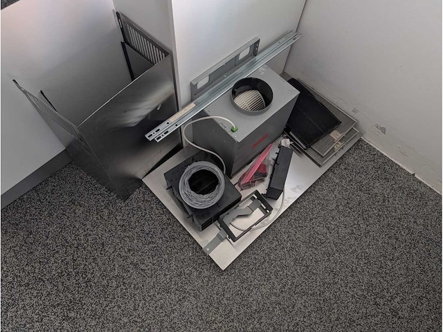 Keuken met etna / siemens apparatuur - afbeelding 5 van  32