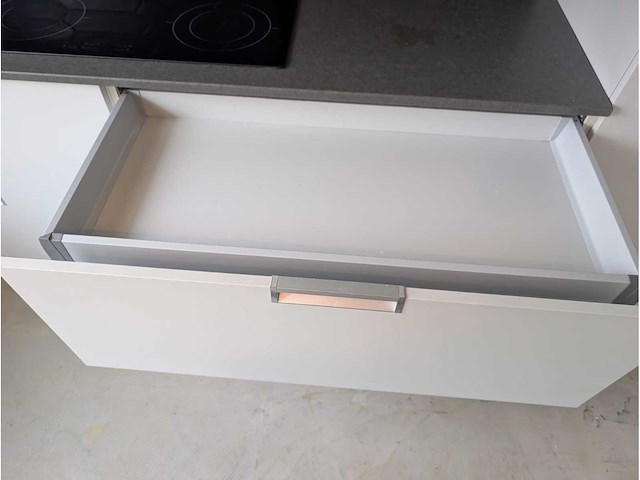 Keuken met etna/inventum appartuur - afbeelding 14 van  29