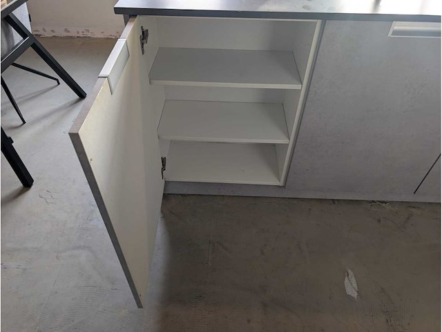 Keuken met etna/inventum appartuur - afbeelding 12 van  29