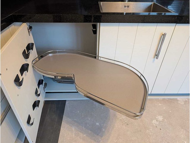 Keuken met etna/pelgrim apparatuur - afbeelding 7 van  42