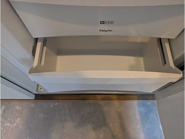 Keuken met etna/pelgrim apparatuur - afbeelding 32 van  42