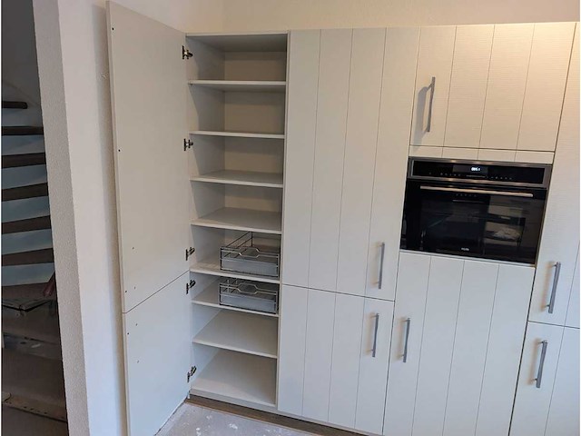 Keuken met etna/pelgrim apparatuur - afbeelding 23 van  42