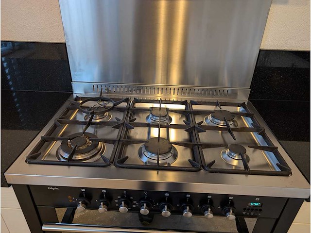 Keuken met etna/pelgrim apparatuur - afbeelding 38 van  42