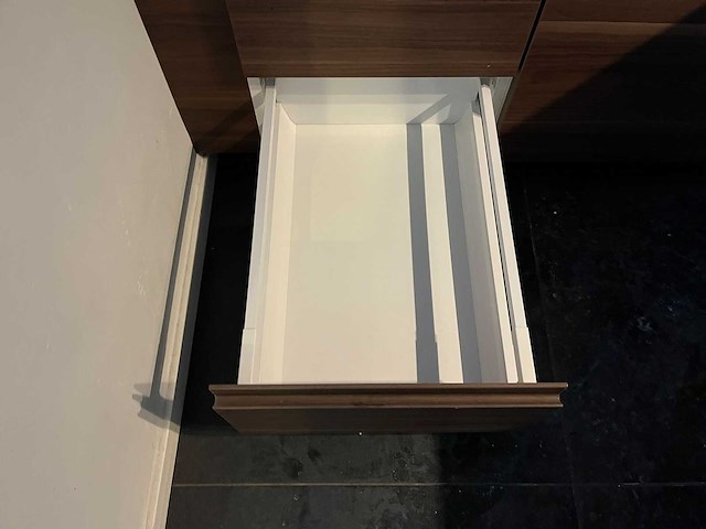 Keuken met exquisit/indesit apparatuur - afbeelding 2 van  31