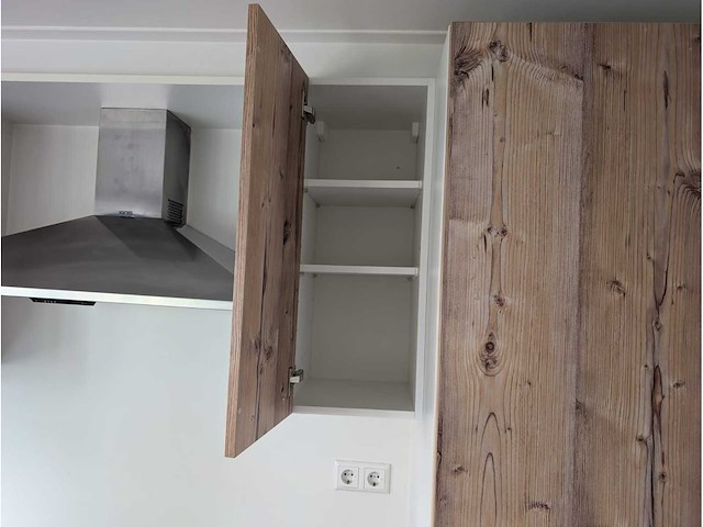 Keuken met ignis/smeg apparatuur - afbeelding 9 van  23