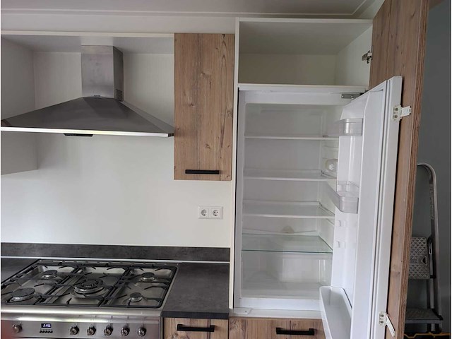 Keuken met ignis/smeg apparatuur - afbeelding 16 van  23