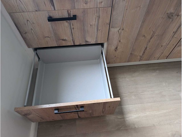 Keuken met ignis/smeg apparatuur - afbeelding 19 van  23