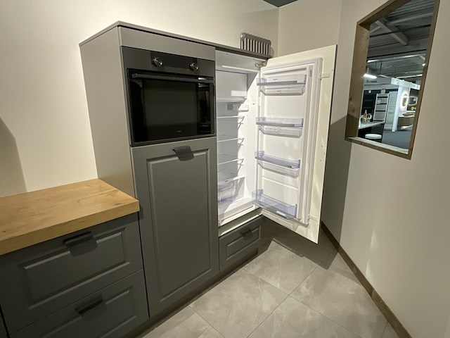 Keuken met inbouwapparatuur burger, mara - afbeelding 15 van  16