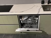 Keuken met inbouwapparatuur, cityline (dkg), gl5900 structuurlak, olijfgroen - afbeelding 2 van  13