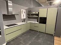 Keuken met inbouwapparatuur, cityline (dkg), gl5900 structuurlak, olijfgroen - afbeelding 6 van  13