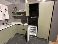 Keuken met inbouwapparatuur, cityline (dkg), gl5900 structuurlak, olijfgroen - afbeelding 9 van  13