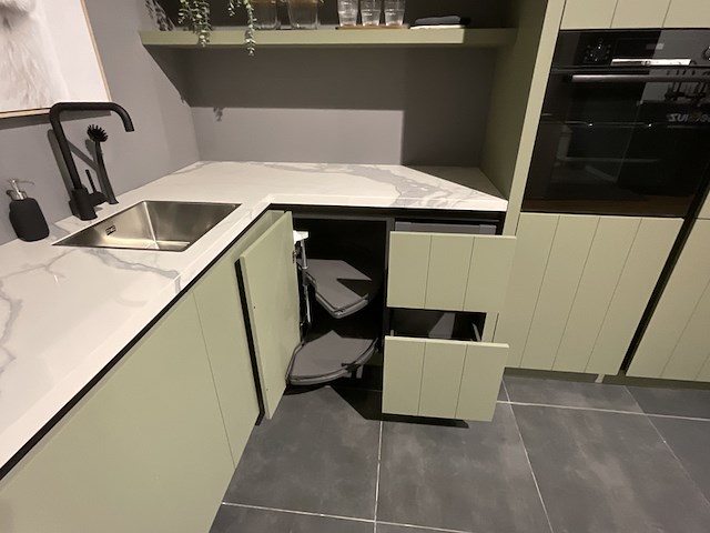 Keuken met inbouwapparatuur, cityline (dkg), gl5900 structuurlak, olijfgroen - afbeelding 10 van  13