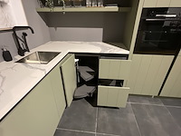 Keuken met inbouwapparatuur, cityline (dkg), gl5900 structuurlak, olijfgroen - afbeelding 10 van  13