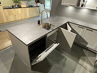 Keuken met inbouwapparatuur, nobilia, picasso, steengrijs - afbeelding 13 van  21