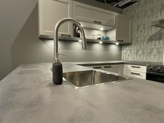 Keuken met inbouwapparatuur, nobilia, picasso, steengrijs - afbeelding 14 van  21