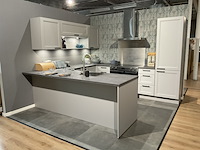 Keuken met inbouwapparatuur, nobilia, picasso, steengrijs - afbeelding 12 van  21