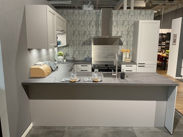 Keuken met inbouwapparatuur, nobilia, picasso, steengrijs - afbeelding 15 van  21