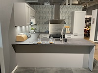 Keuken met inbouwapparatuur, nobilia, picasso, steengrijs - afbeelding 15 van  21