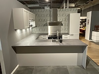 Keuken met inbouwapparatuur, nobilia, picasso, steengrijs - afbeelding 17 van  21