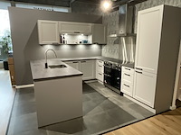 Keuken met inbouwapparatuur, nobilia, picasso, steengrijs - afbeelding 18 van  21