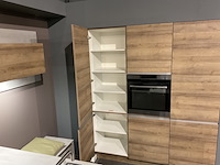 Keuken met inbouwapparatuur, nobilia, riva, beton grijs- eiken havanna - afbeelding 16 van  17