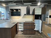 Keuken met inbouwapparatuur, nobilia, riva, noten milano - afbeelding 14 van  17