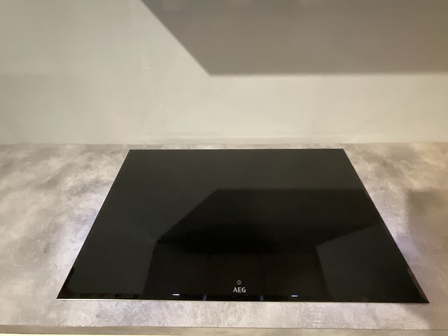 Keuken met inbouwapparatuur, nobilia, van gogh /dali, alpin wit-eiken san remo - afbeelding 4 van  15