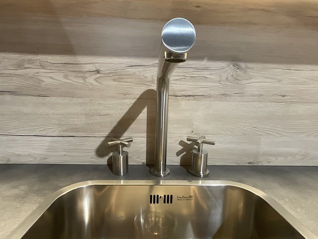 Keuken met inbouwapparatuur, nobilia, van gogh /dali, alpin wit-eiken san remo - afbeelding 14 van  15