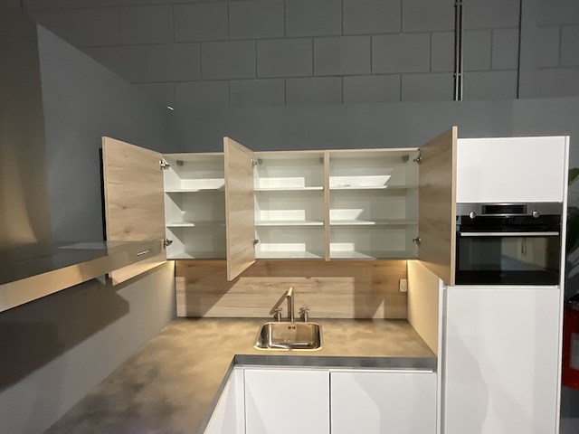 Keuken met inbouwapparatuur, nobilia, van gogh /dali, alpin wit-eiken san remo - afbeelding 15 van  15