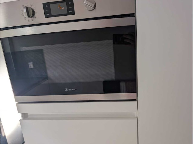 Keuken met indesit/siemens apparatuur - afbeelding 10 van  23