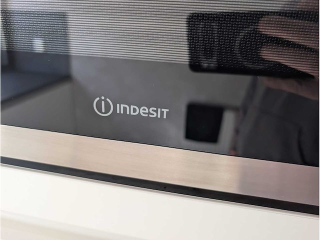 Keuken met indesit/siemens apparatuur - afbeelding 13 van  23