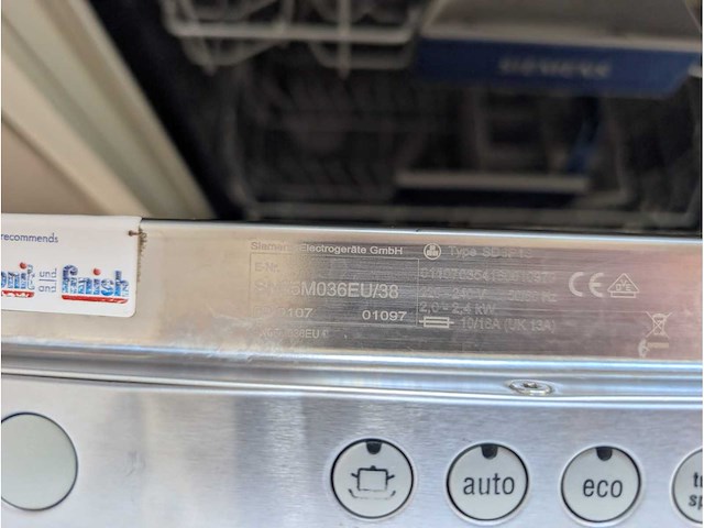 Keuken met indesit/siemens apparatuur - afbeelding 18 van  23