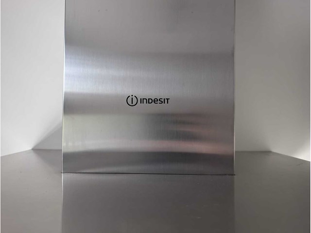 Keuken met indesit/siemens apparatuur - afbeelding 20 van  23