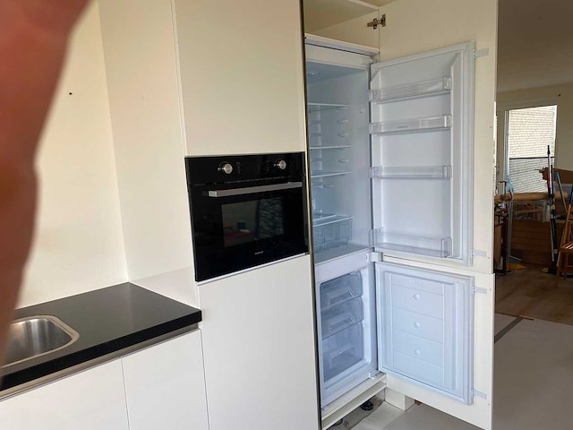 Keuken met inventum apparatuur - afbeelding 8 van  16
